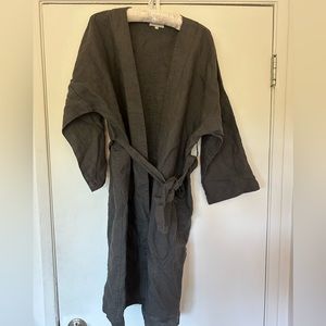 MATE the label linen robe women’s small grey
